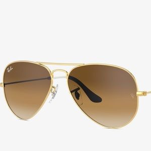 Polarized Gold Ray Ban Aviators. Clear tips.
